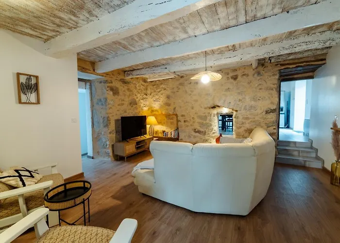 Le De Feriehus Sanvensa